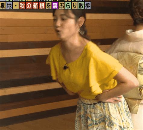 ポロリ gif|ポロリGIF画像56枚！激しい動きでおっぱいが出ちゃった瞬間集。